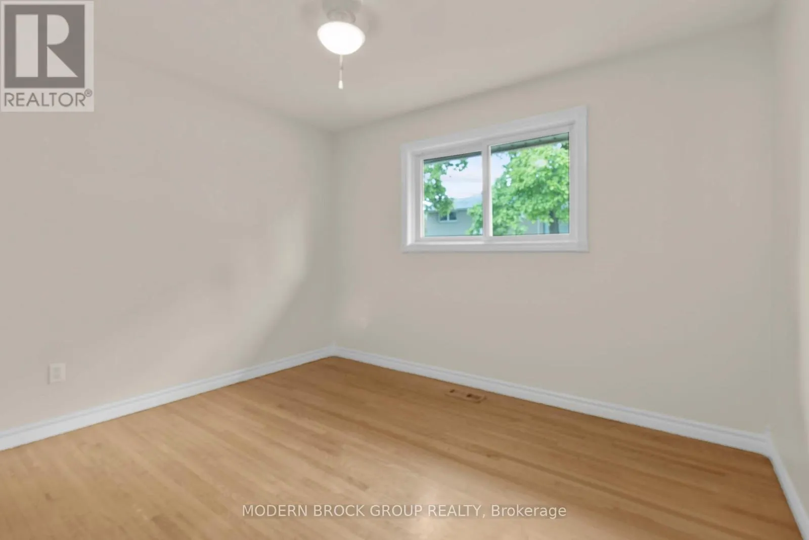 39 CONVAY CRESCENT