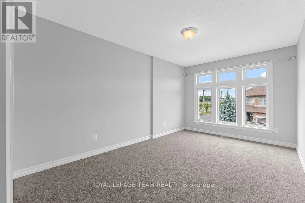116 POPPLEWELL CRESCENT