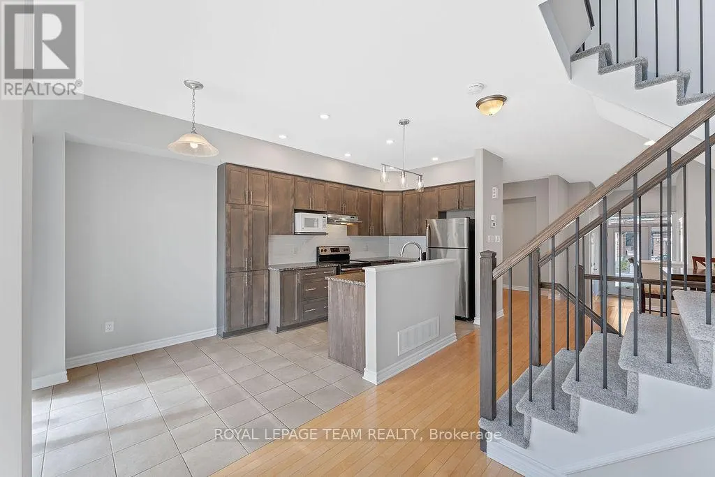 116 POPPLEWELL CRESCENT
