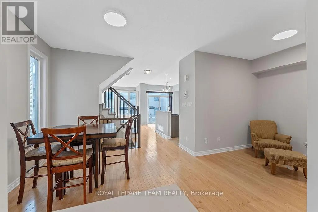 116 POPPLEWELL CRESCENT
