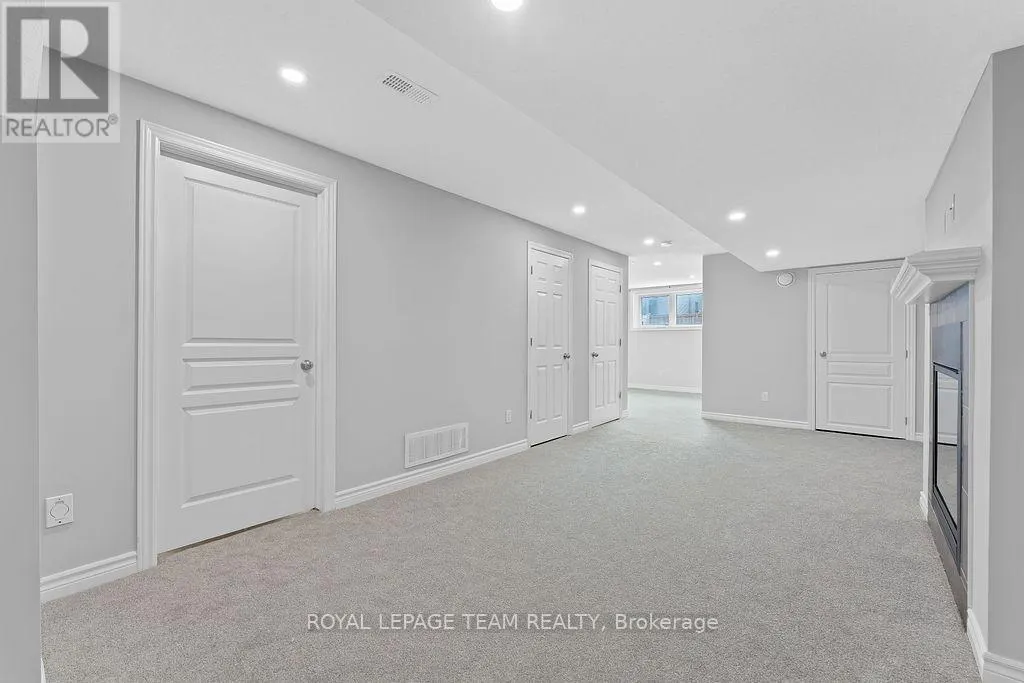 116 POPPLEWELL CRESCENT