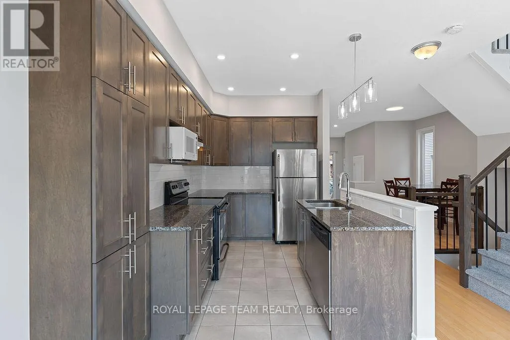 116 POPPLEWELL CRESCENT