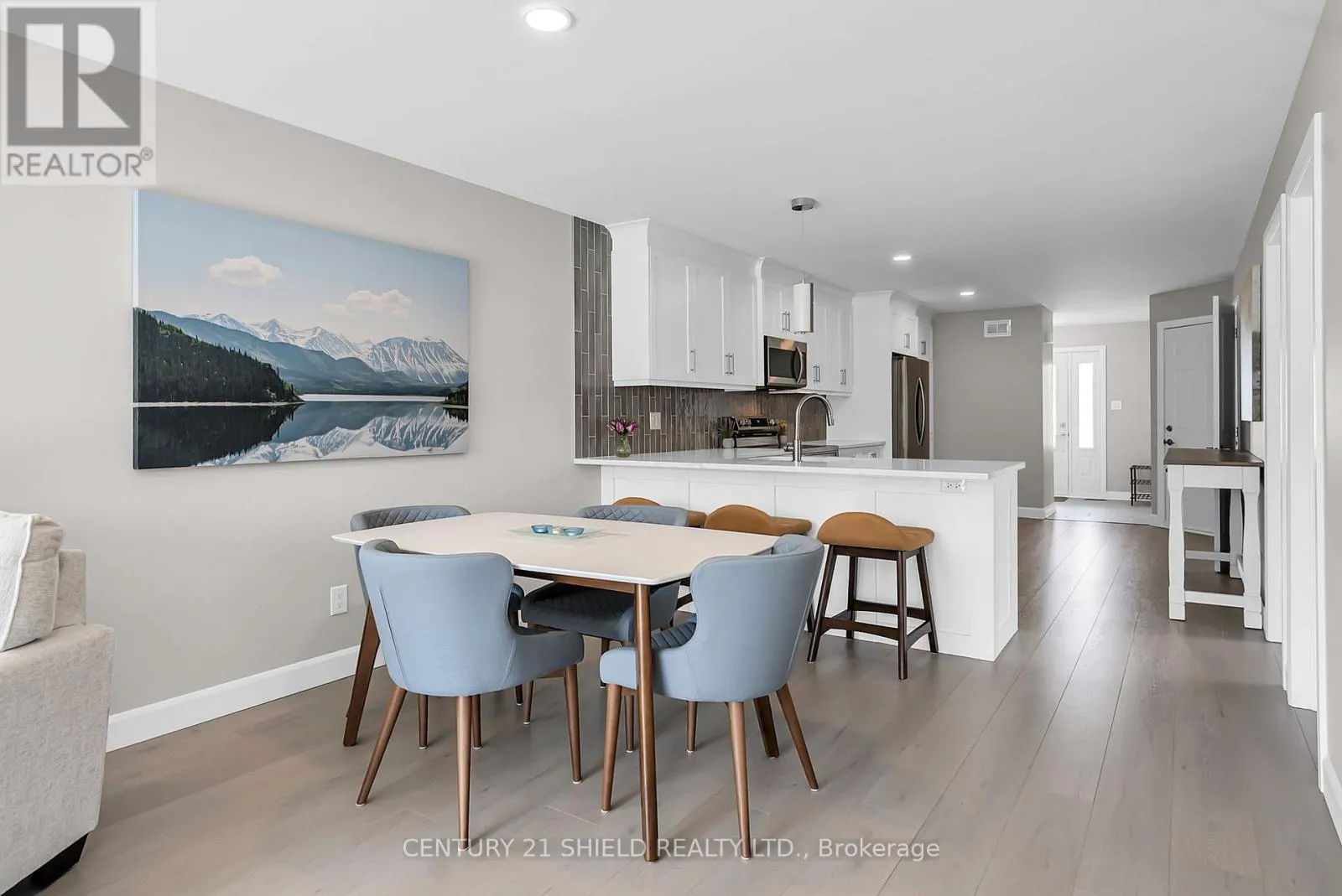 34 FORRESTER WAY