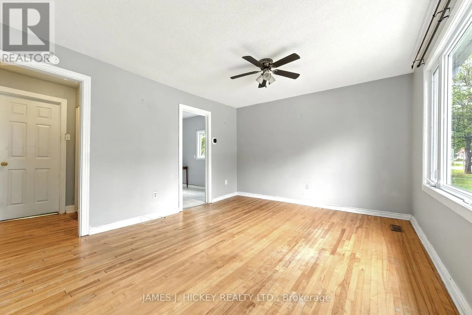 29 GLENDALE AVENUE