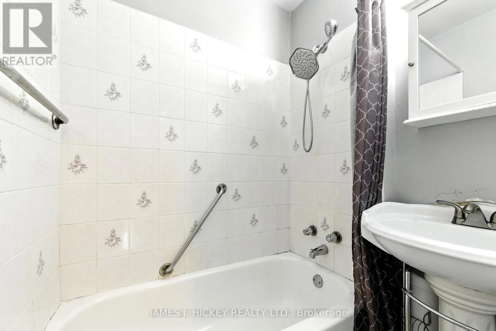 29 GLENDALE AVENUE