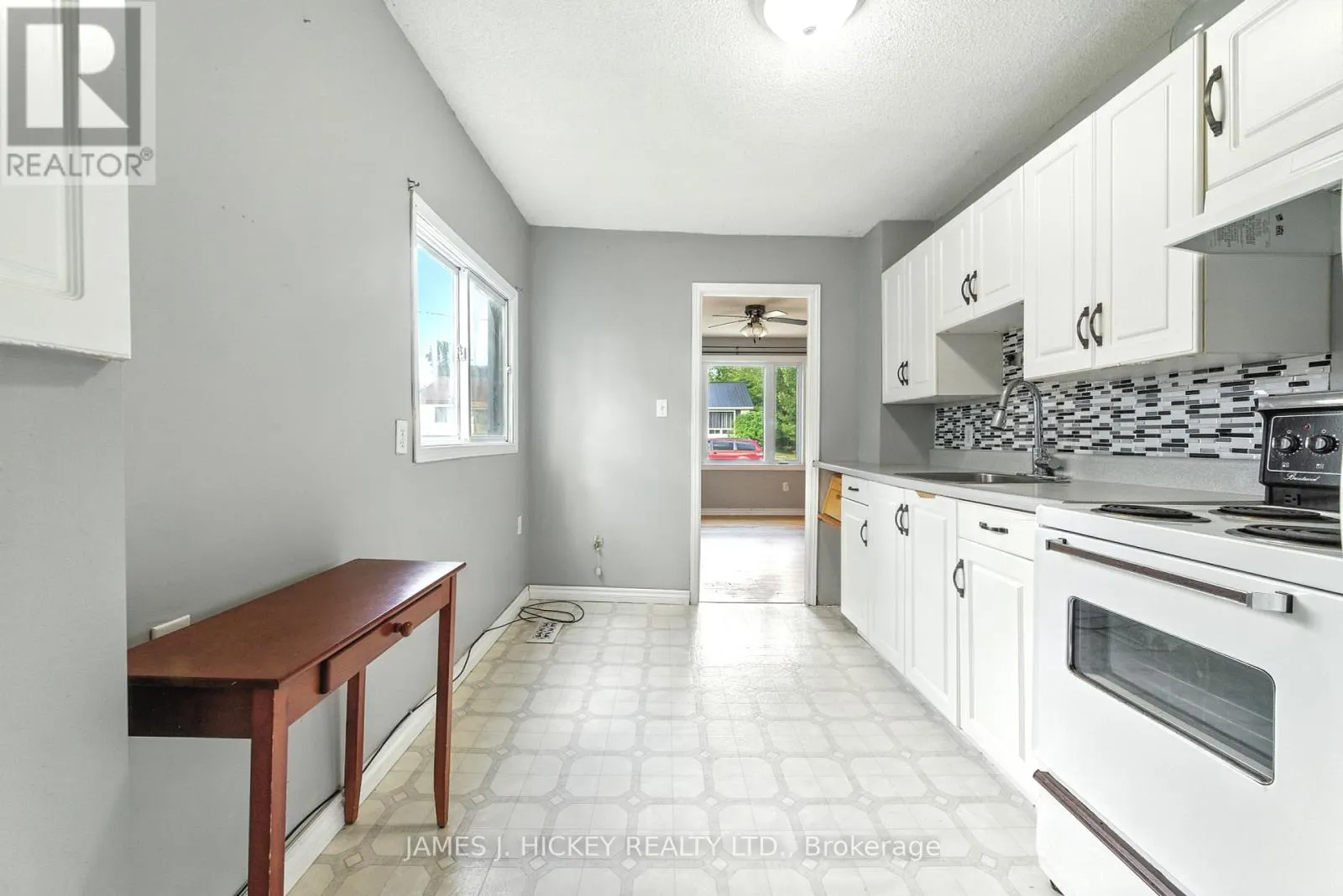 29 GLENDALE AVENUE