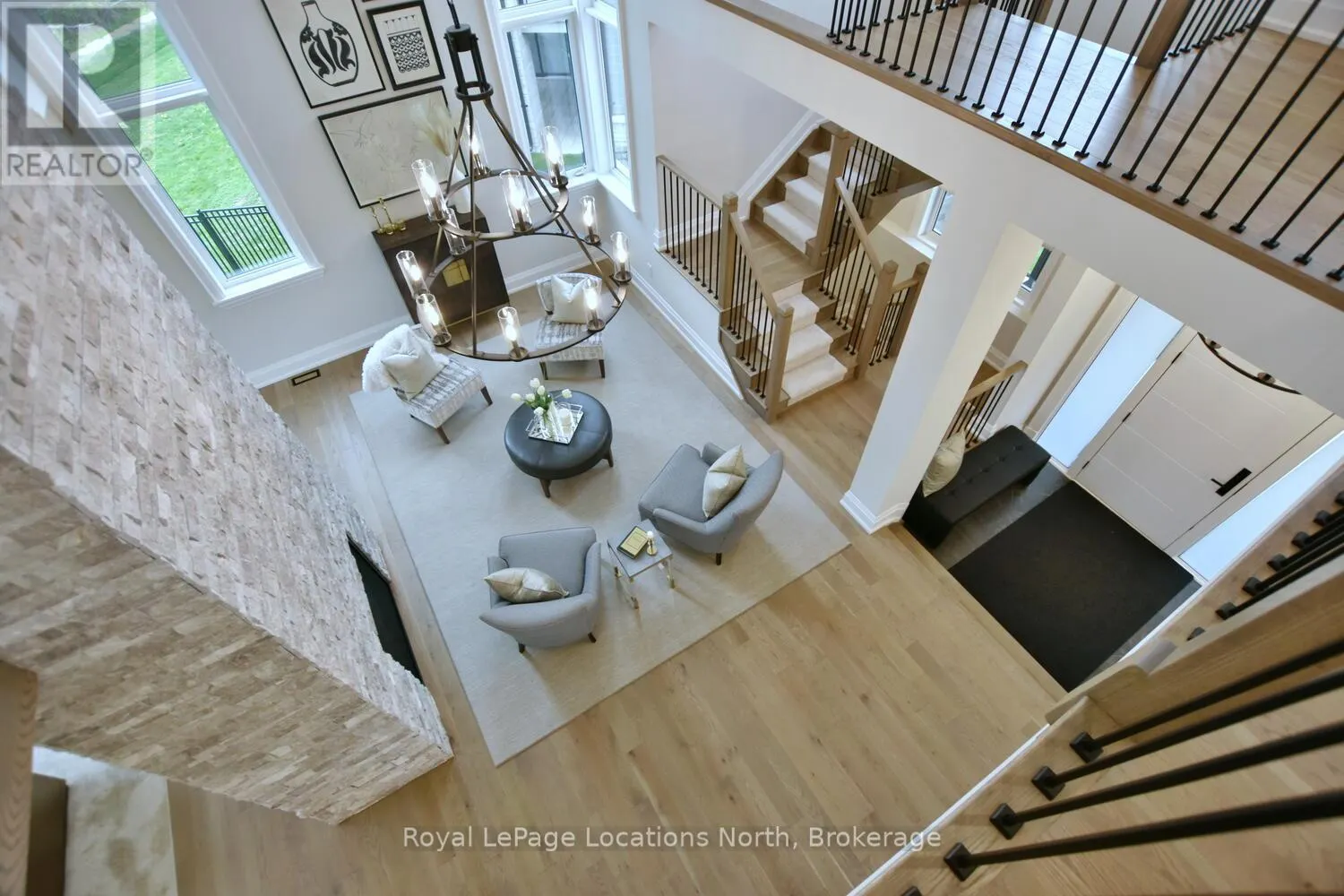 166 SPRINGSIDE CRESCENT