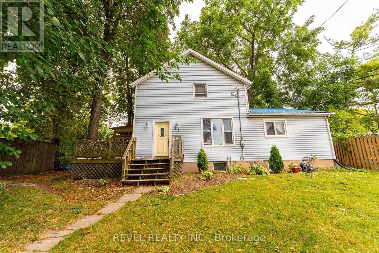 11 ELMWOOD AVENUE
