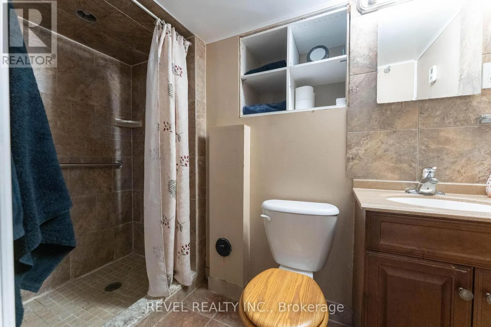 11 ELMWOOD AVENUE