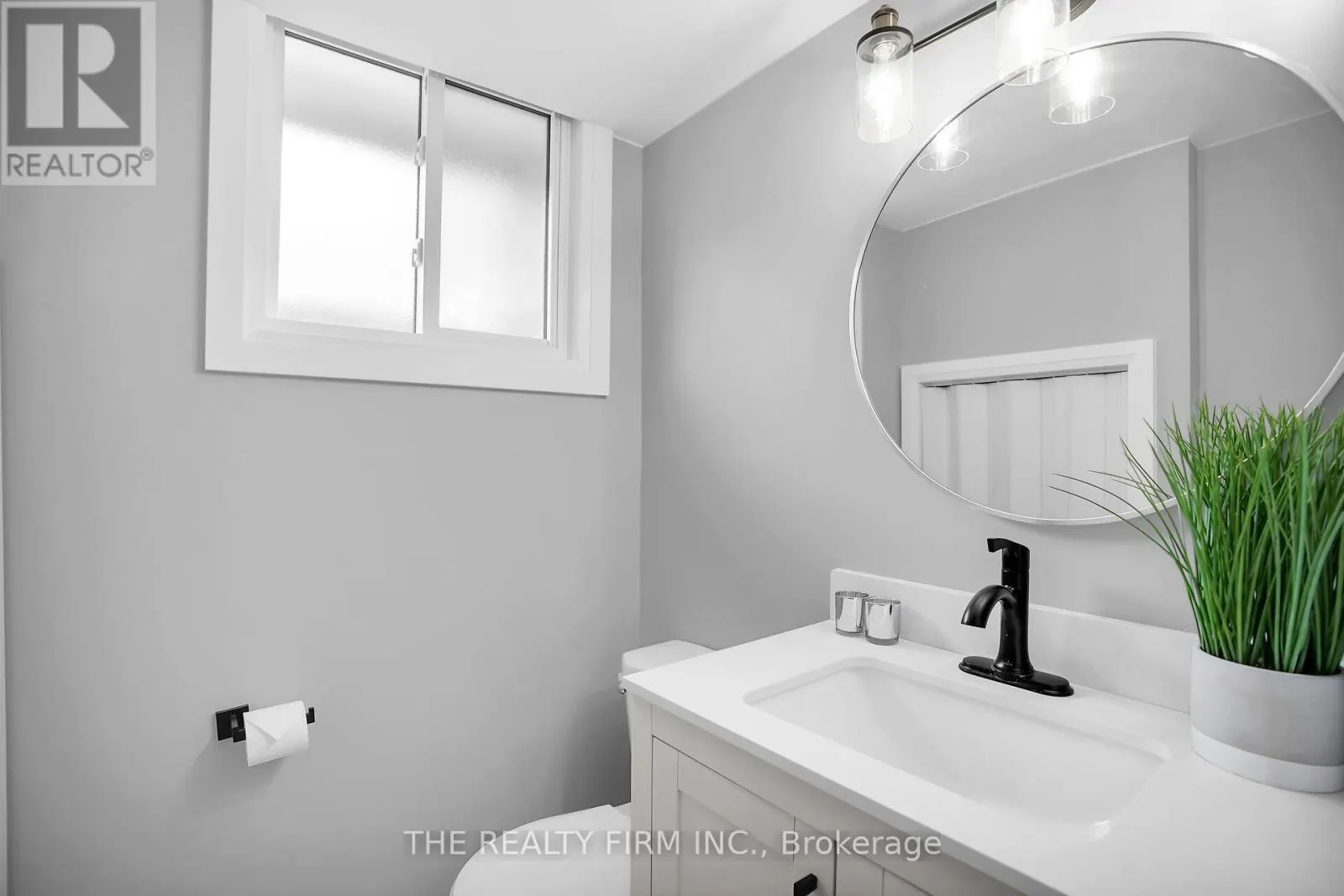 270 HIGHVIEW CRESCENT