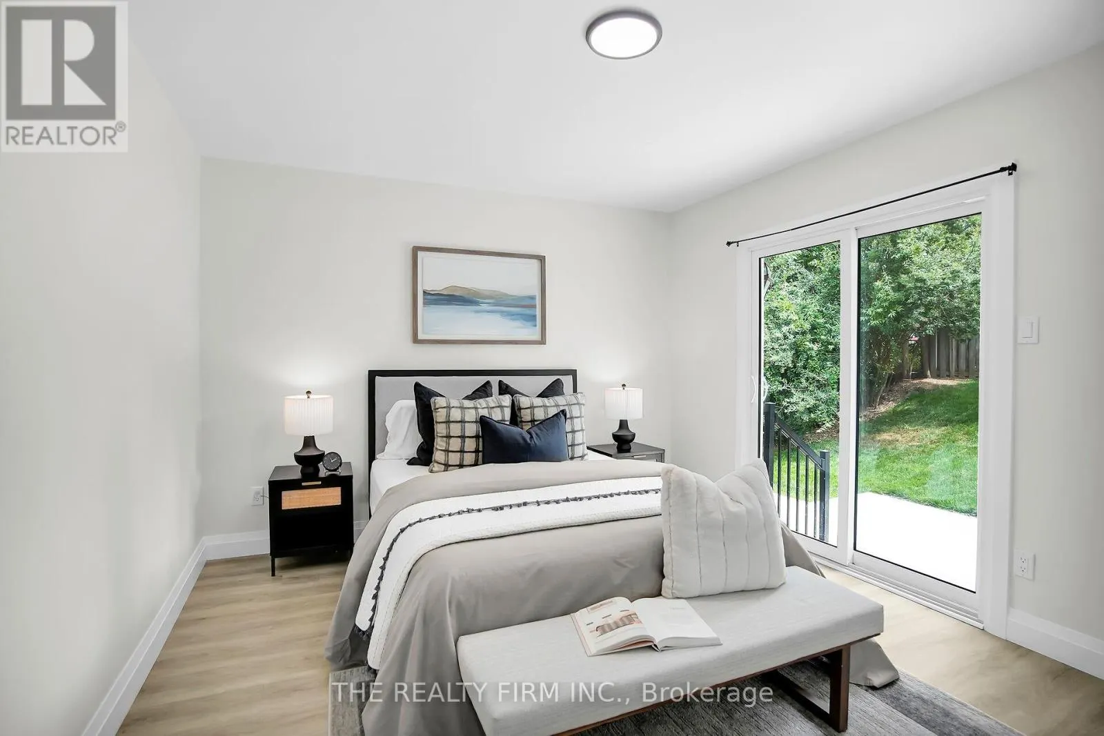 270 HIGHVIEW CRESCENT