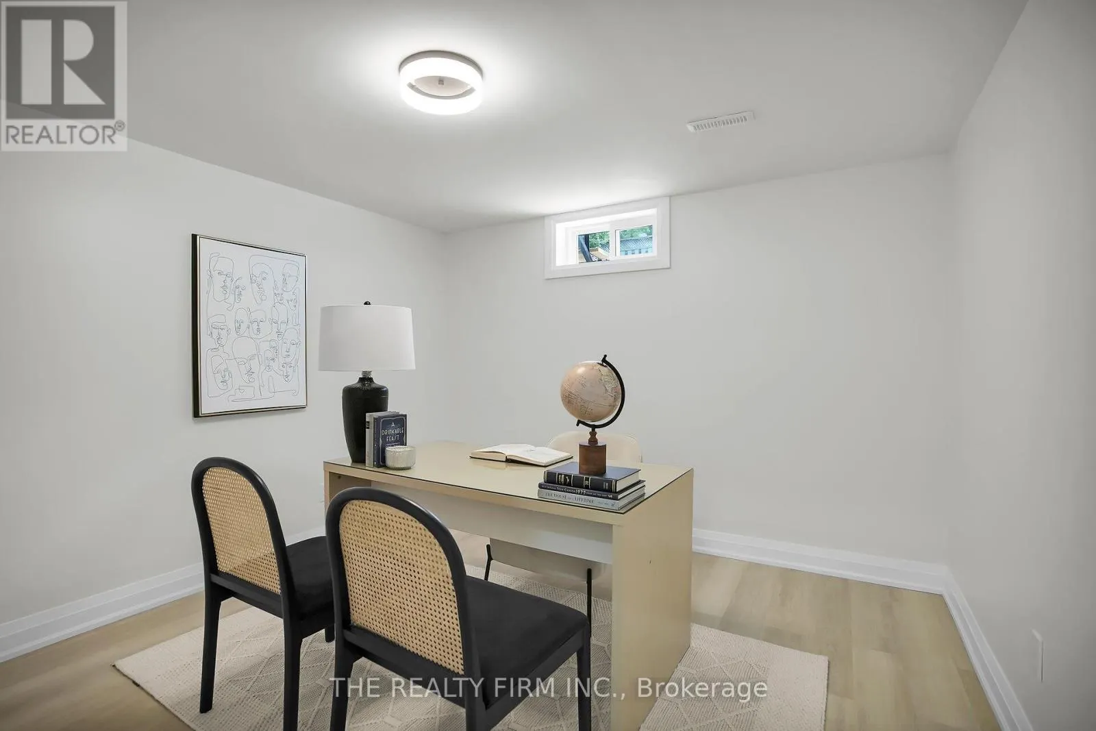 270 HIGHVIEW CRESCENT
