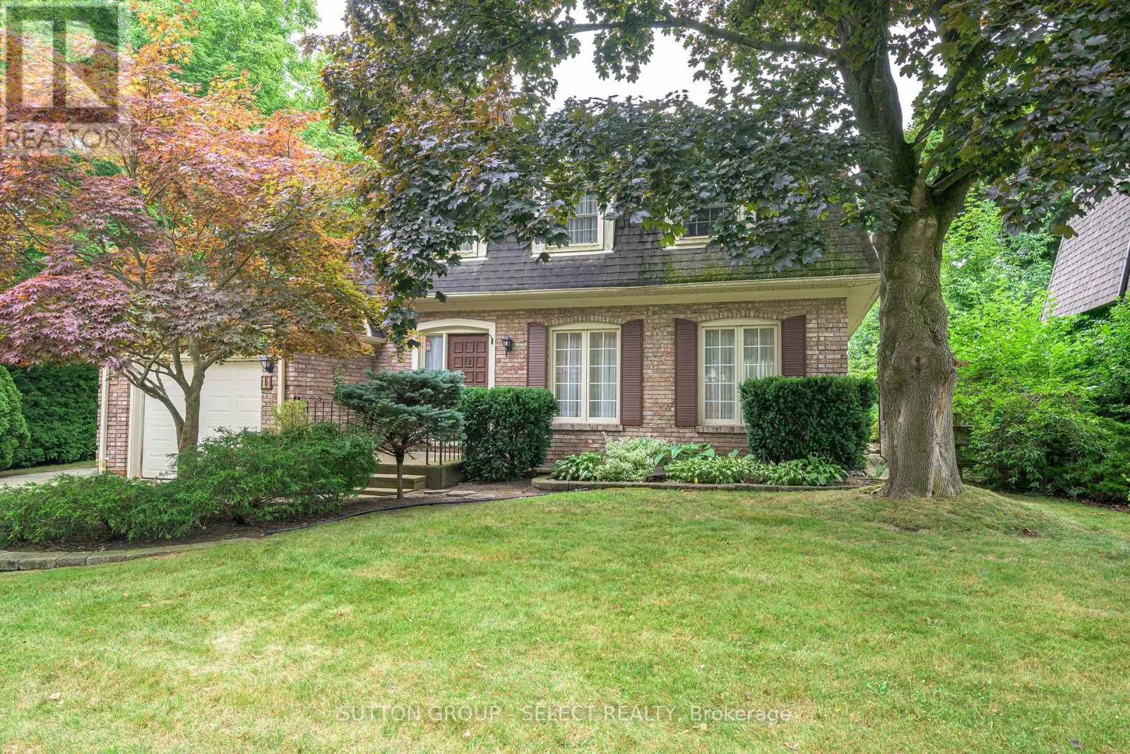 11 TANGLEWOOD AVENUE