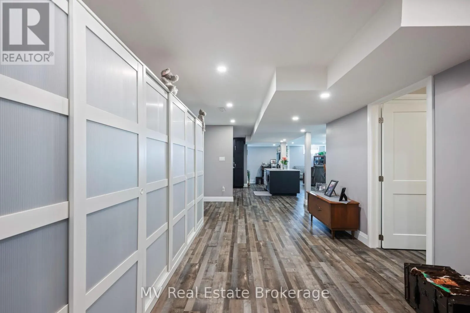 8378 WELLINGTON ROAD 22