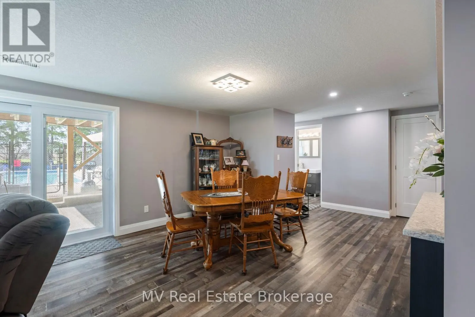 8378 WELLINGTON ROAD 22