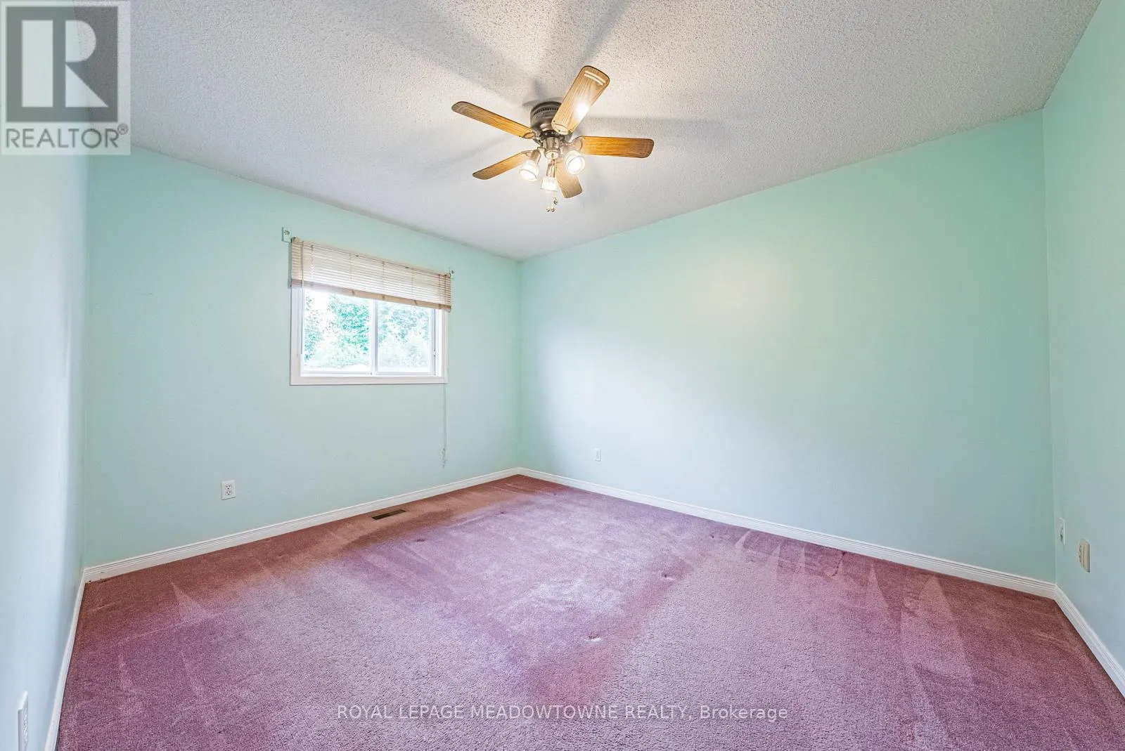 116 DYER COURT