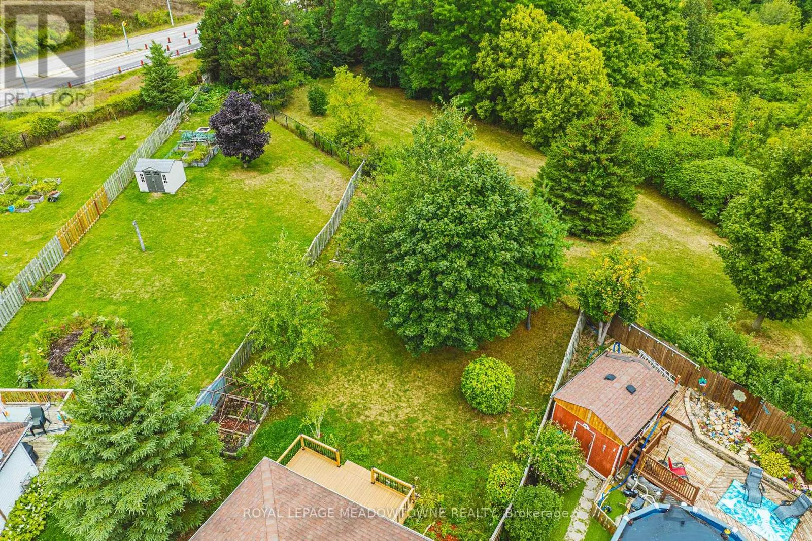 116 DYER COURT