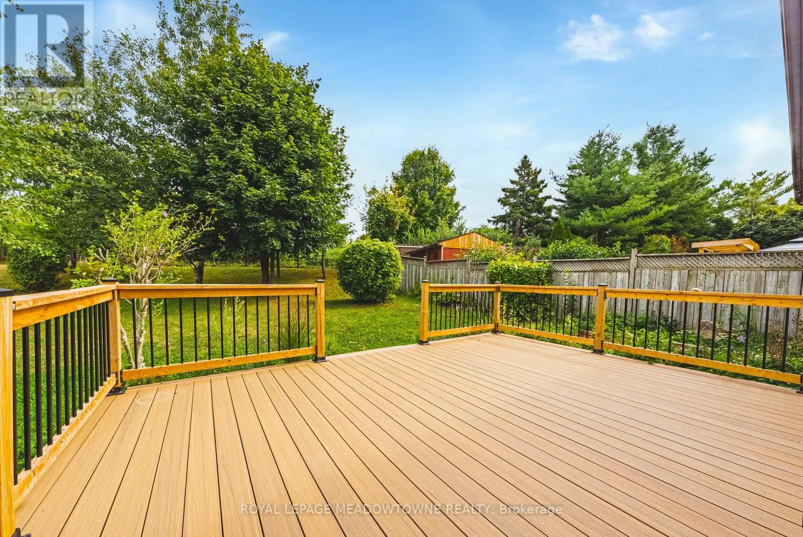 116 DYER COURT