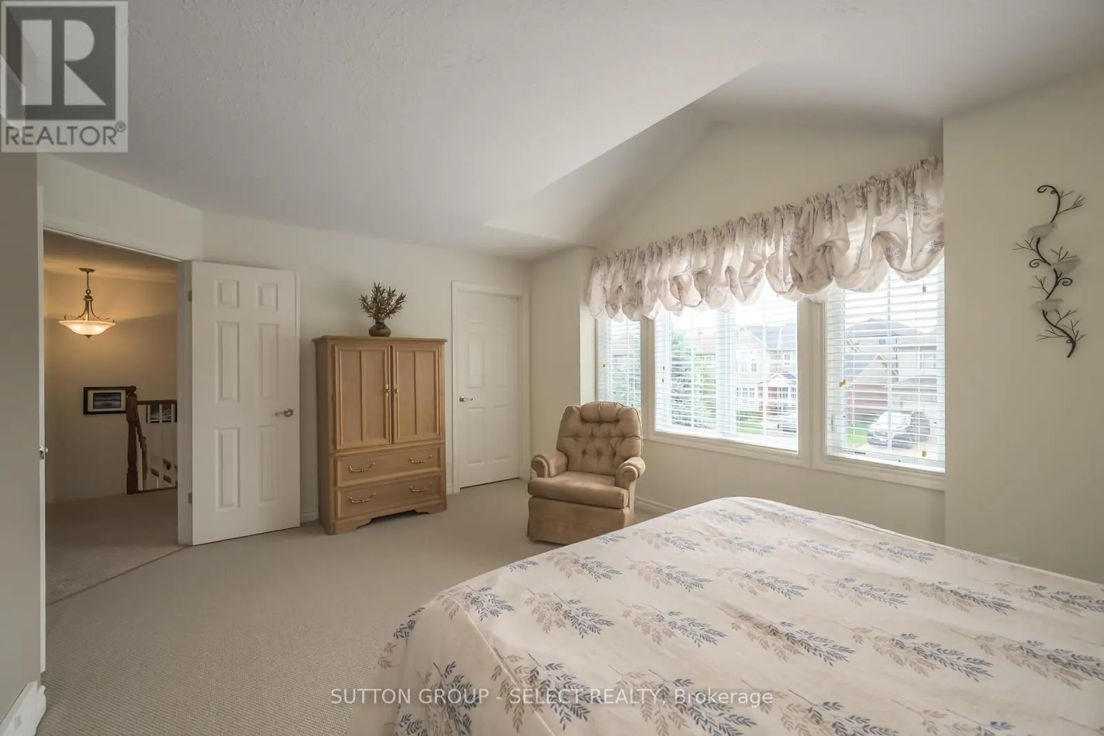 2462 ASIMA DRIVE