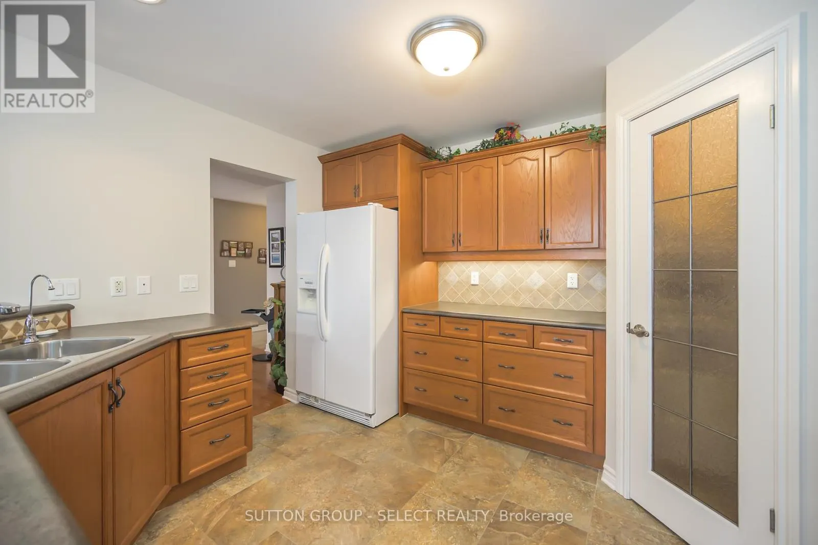 2462 ASIMA DRIVE