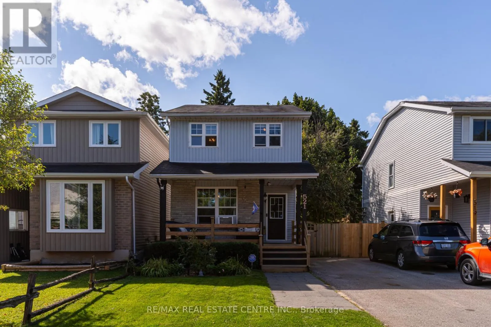 521 PINEVIEW GARDENS
