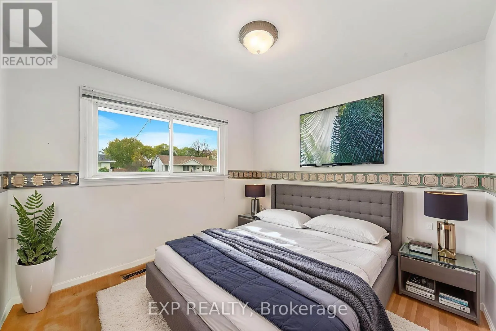 62 FORSTER STREET