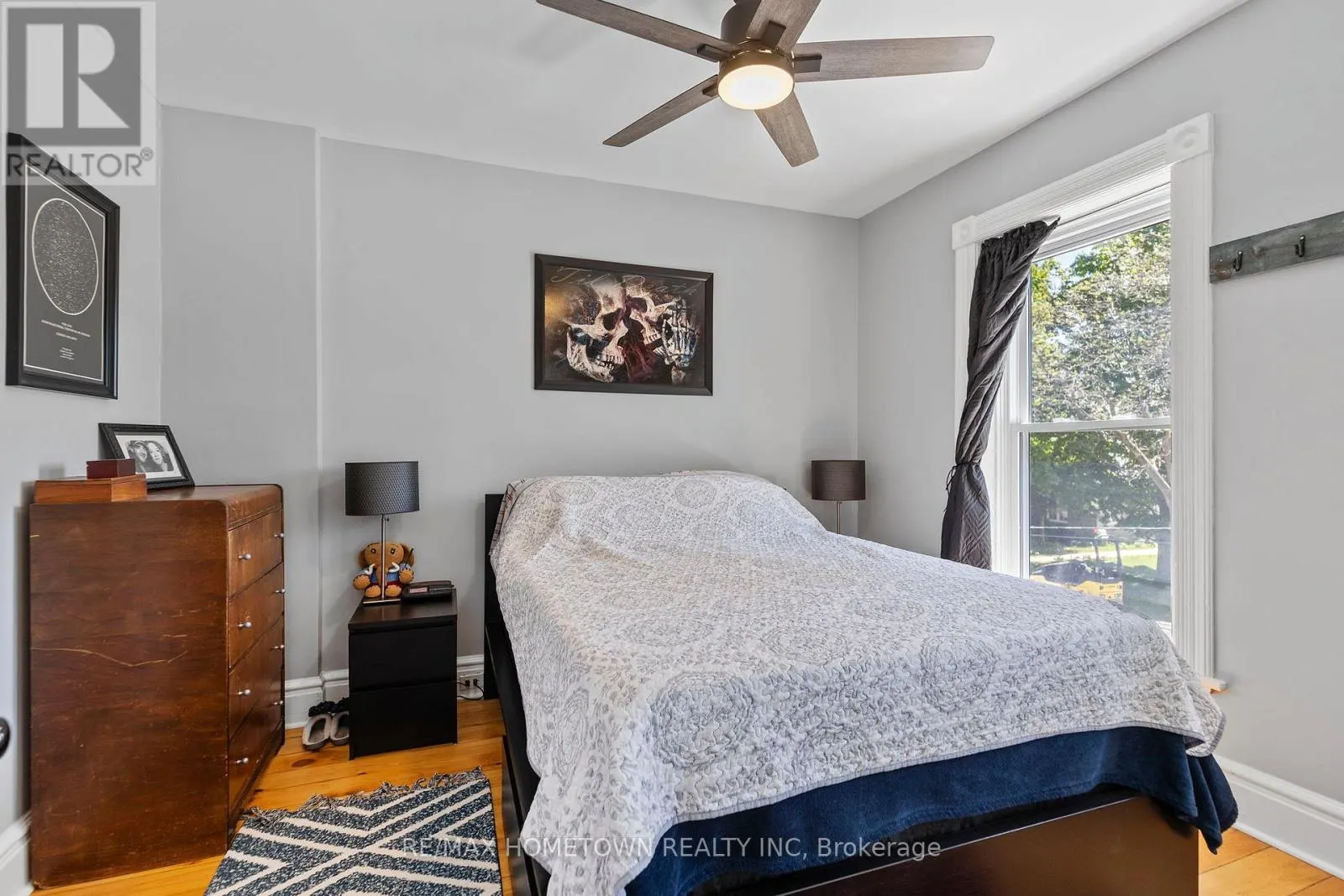 198 JAMES STREET W