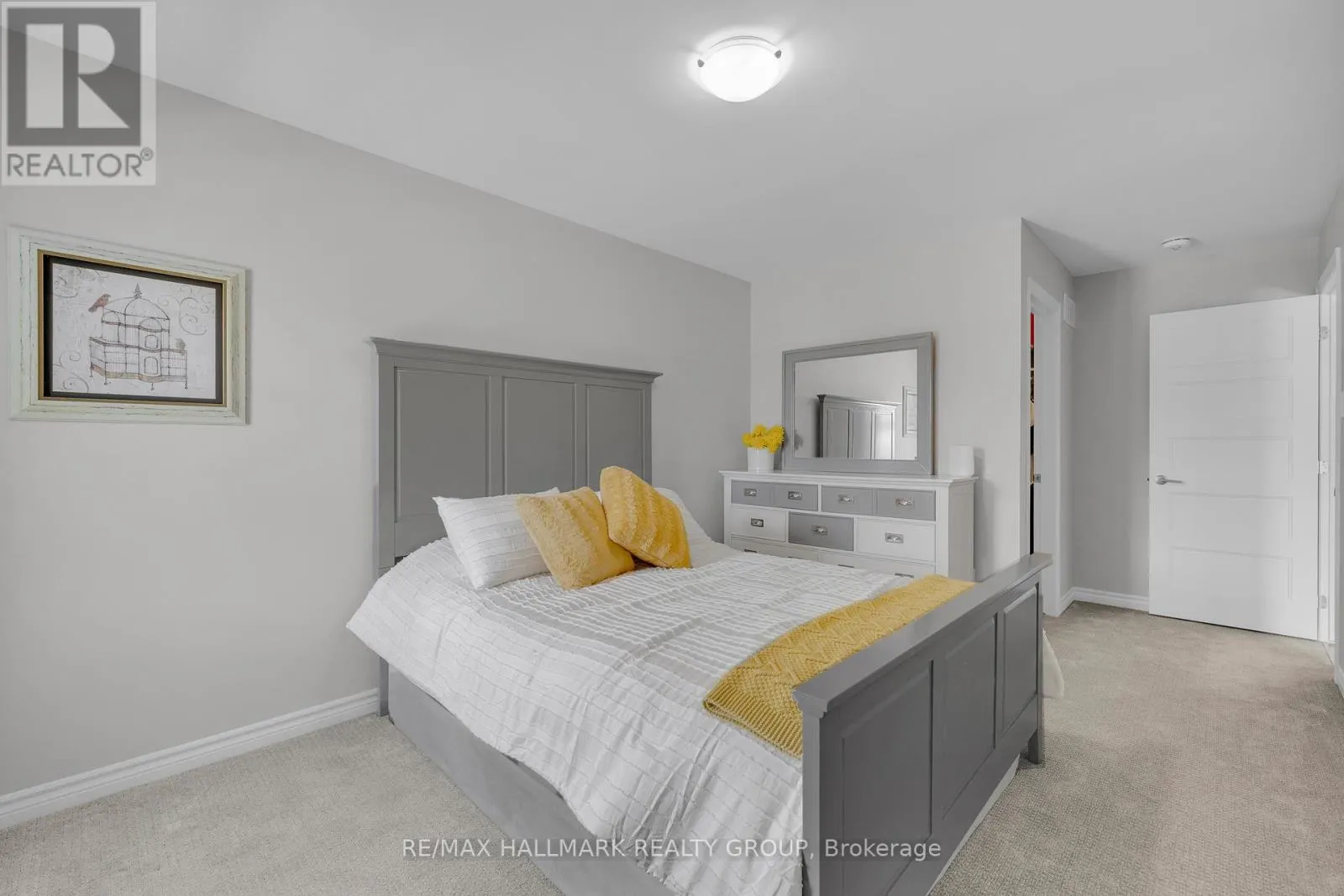 215 BLACKHORSE DRIVE