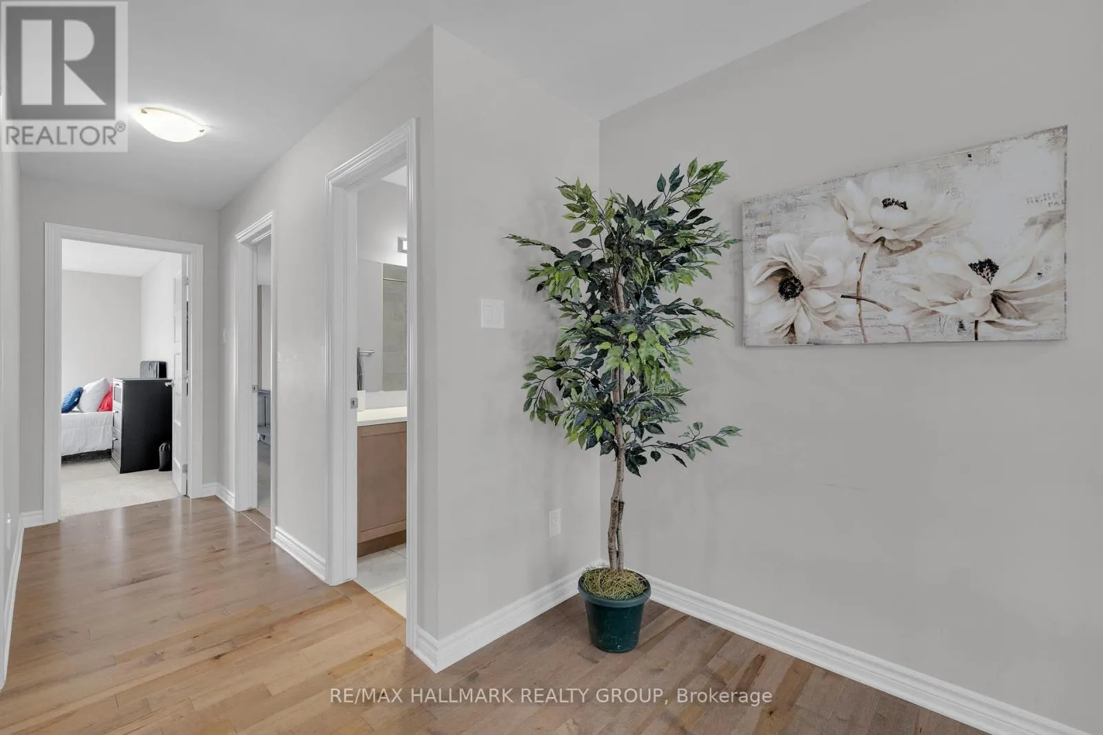 215 BLACKHORSE DRIVE