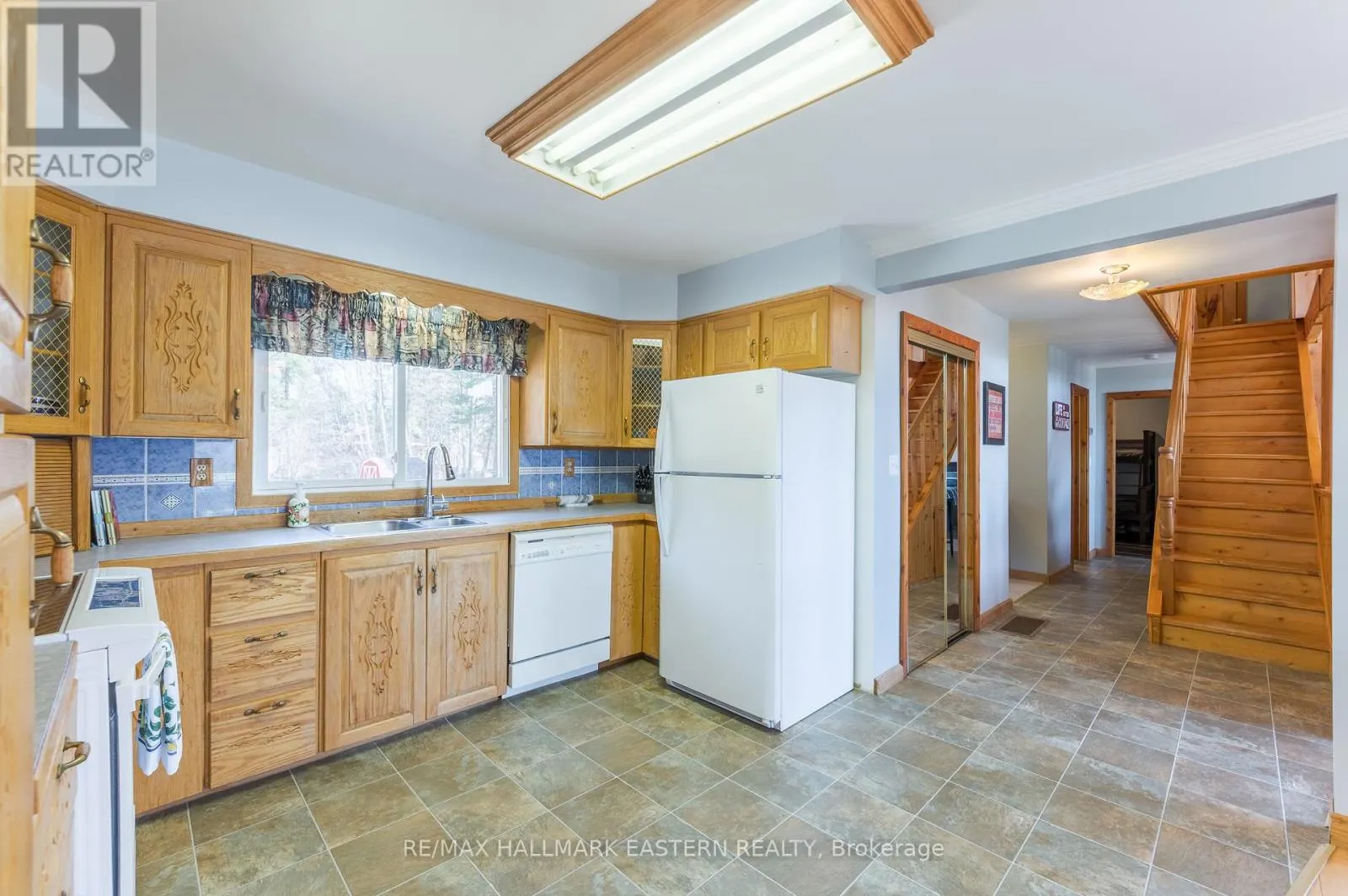 152A PARADISE LANDING ROAD