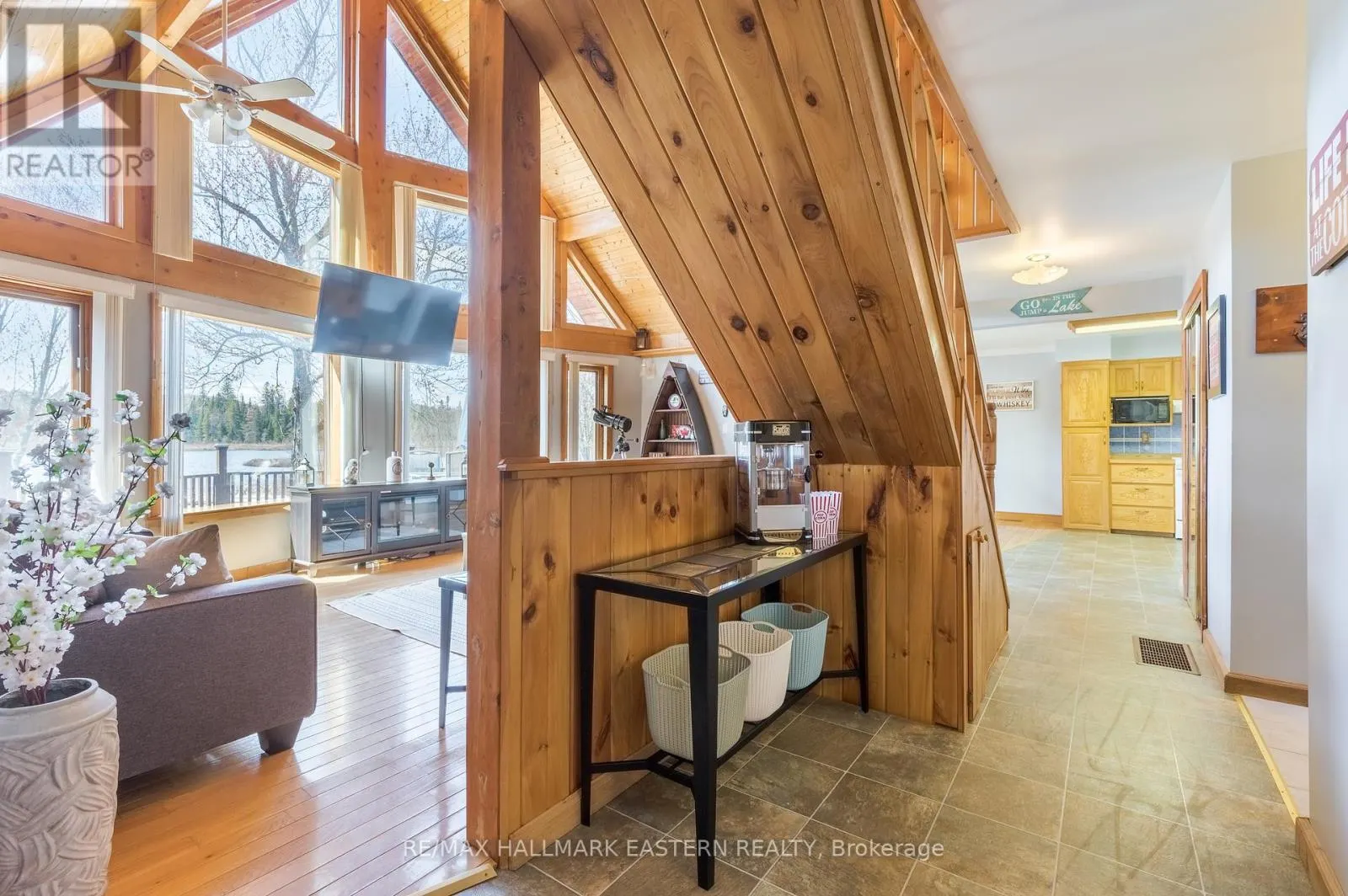 152A PARADISE LANDING ROAD