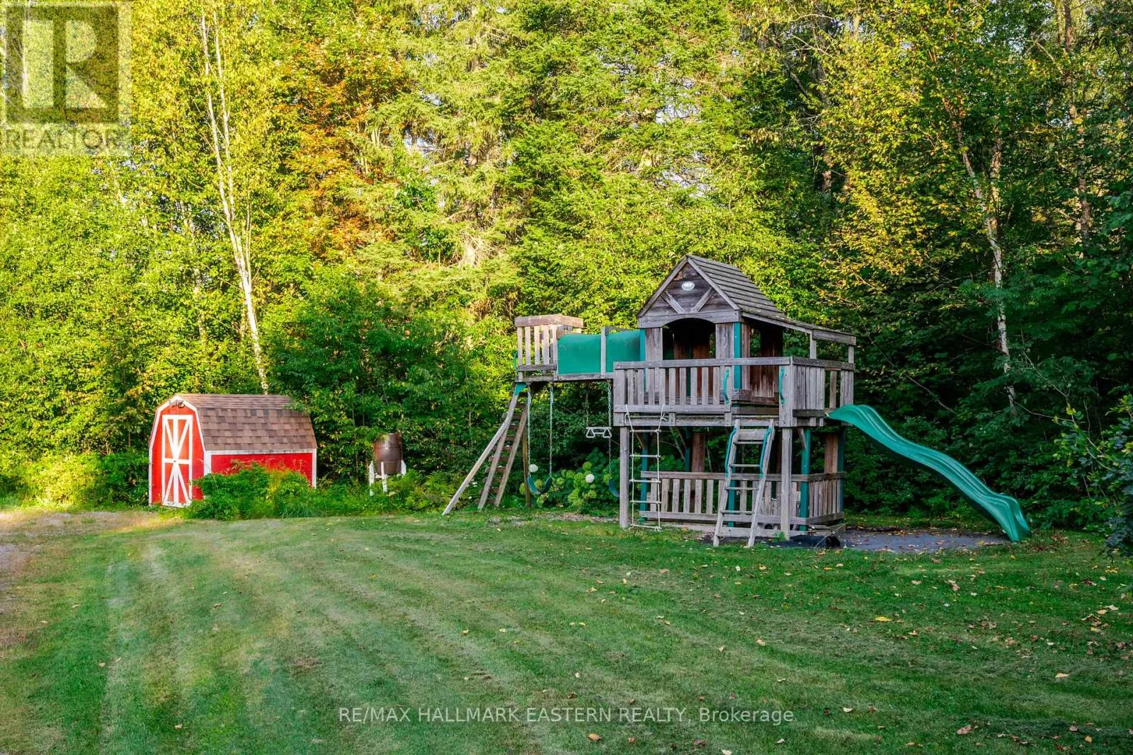 152A PARADISE LANDING ROAD