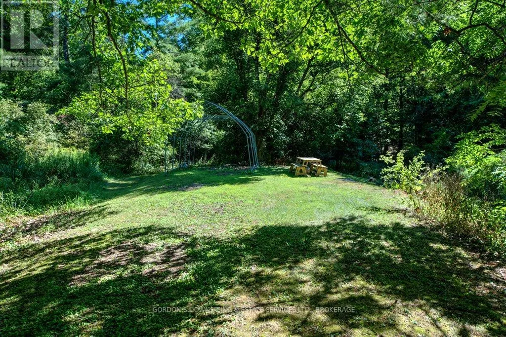 32 VILLAGE ESTATES ROAD