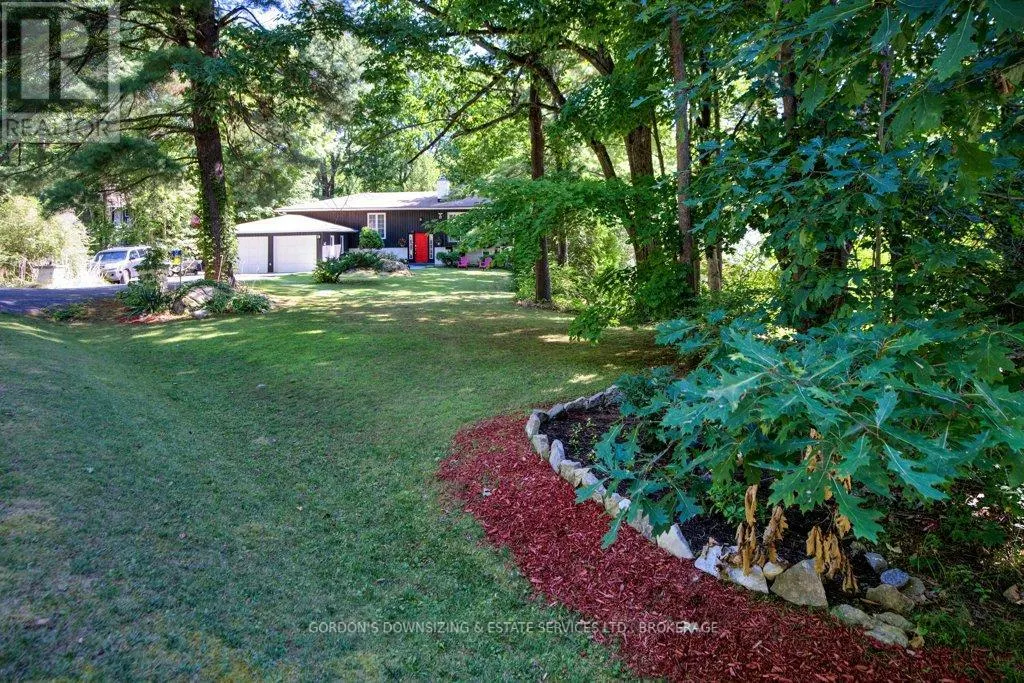 32 VILLAGE ESTATES ROAD