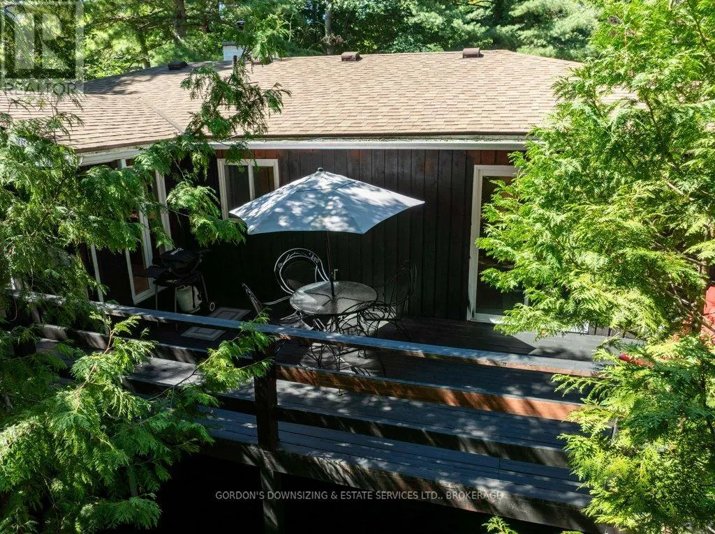 32 VILLAGE ESTATES ROAD
