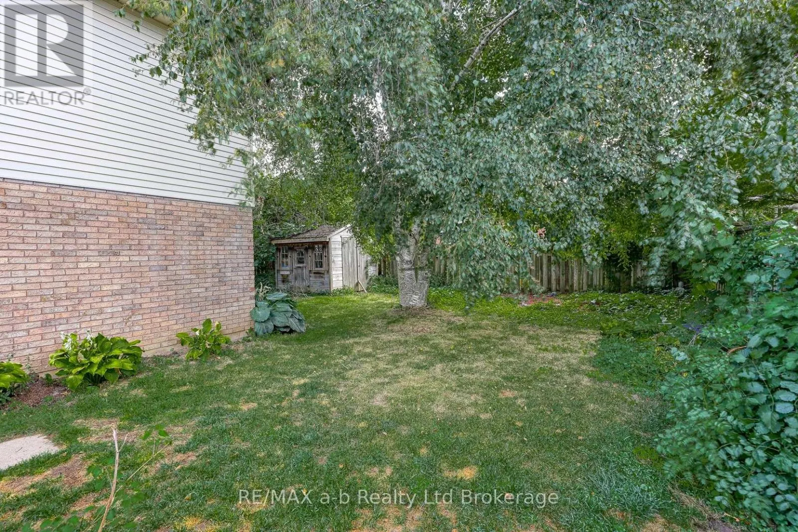 42 JOHN DAVIES DRIVE