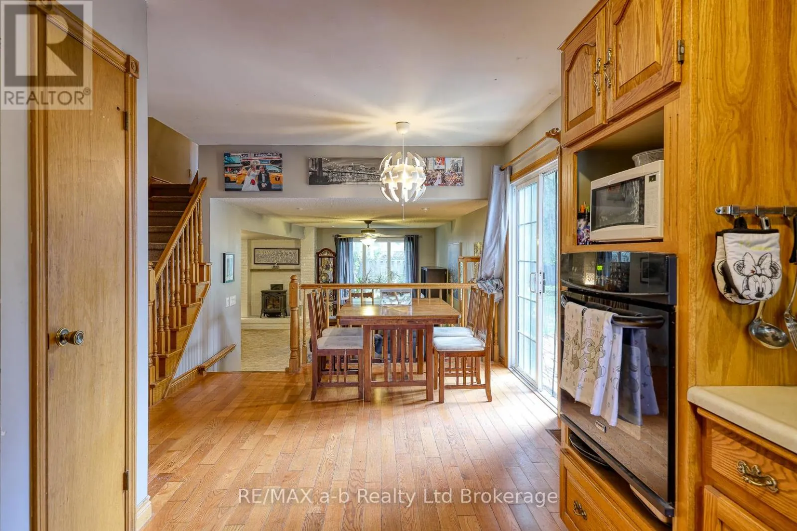 42 JOHN DAVIES DRIVE