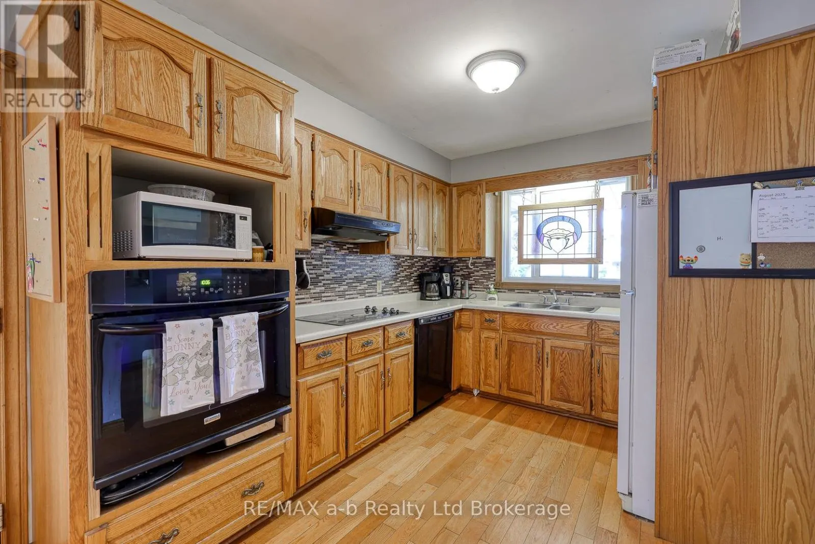 42 JOHN DAVIES DRIVE