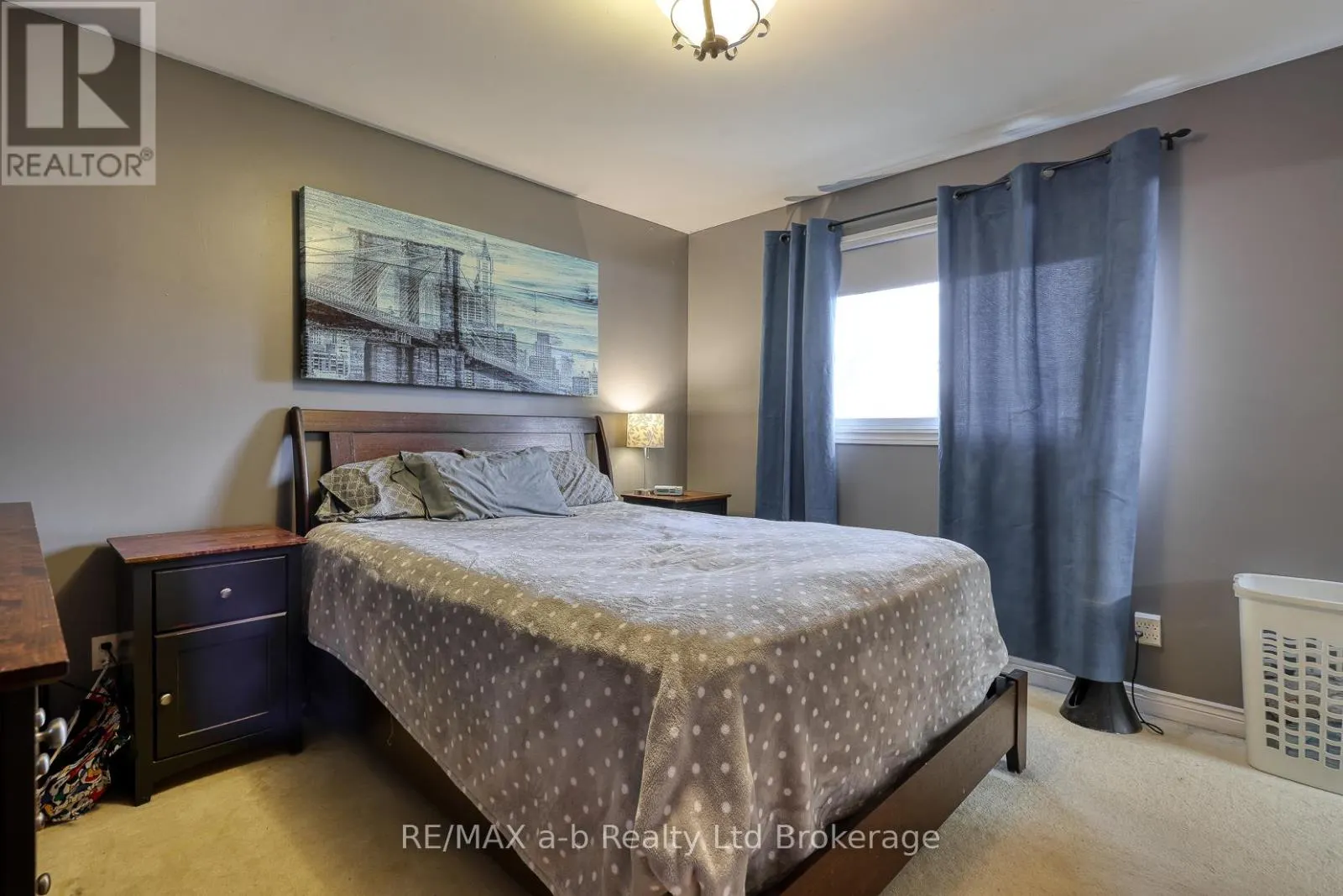 42 JOHN DAVIES DRIVE