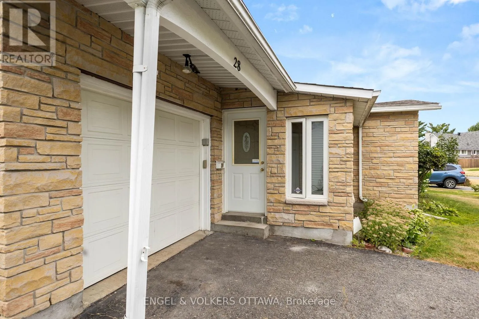 28 PARKER AVENUE