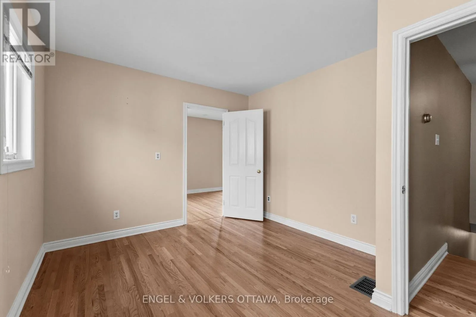 28 PARKER AVENUE