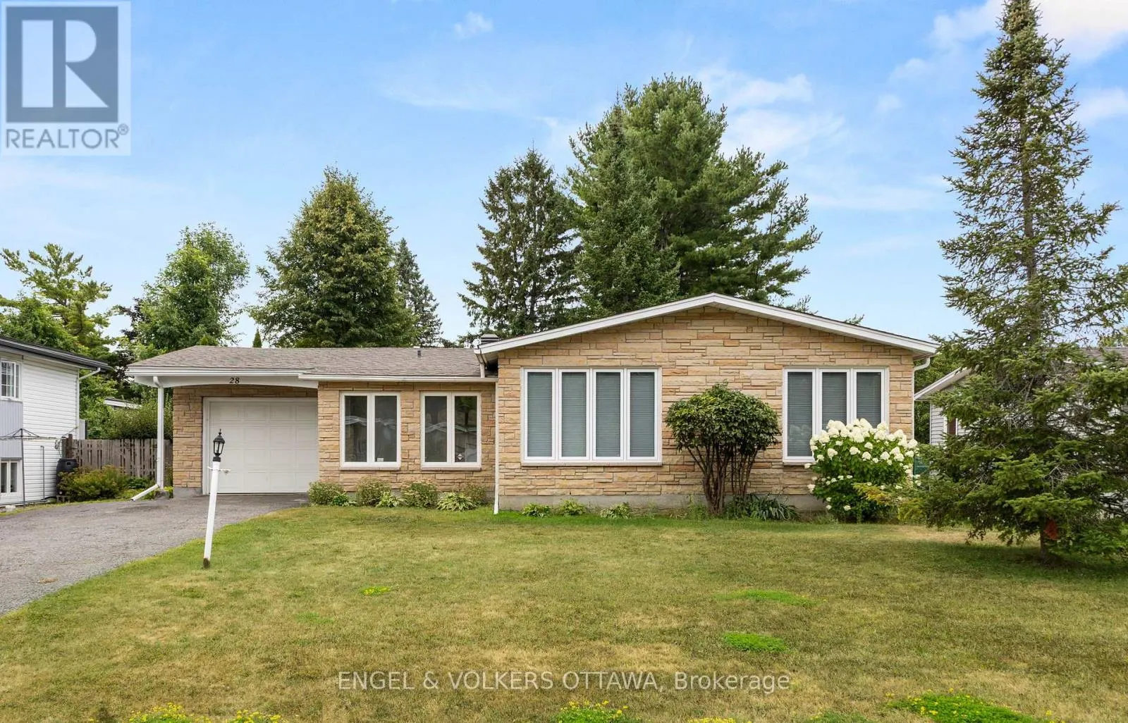 28 PARKER AVENUE
