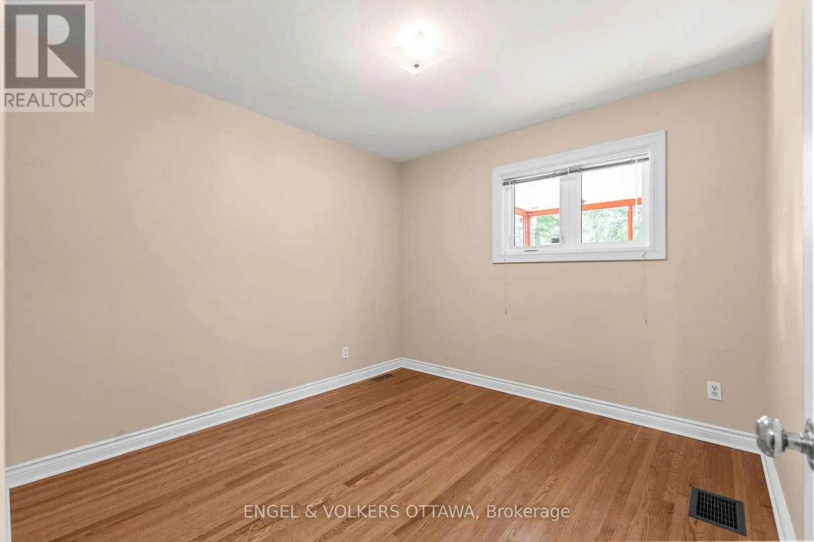 28 PARKER AVENUE