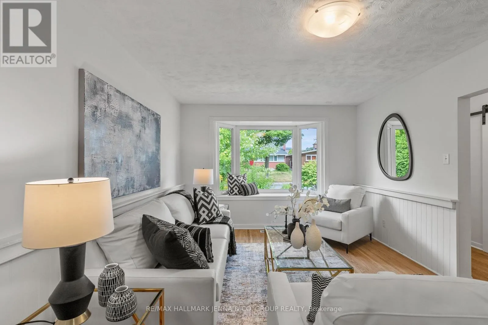 1246 COBDEN ROAD