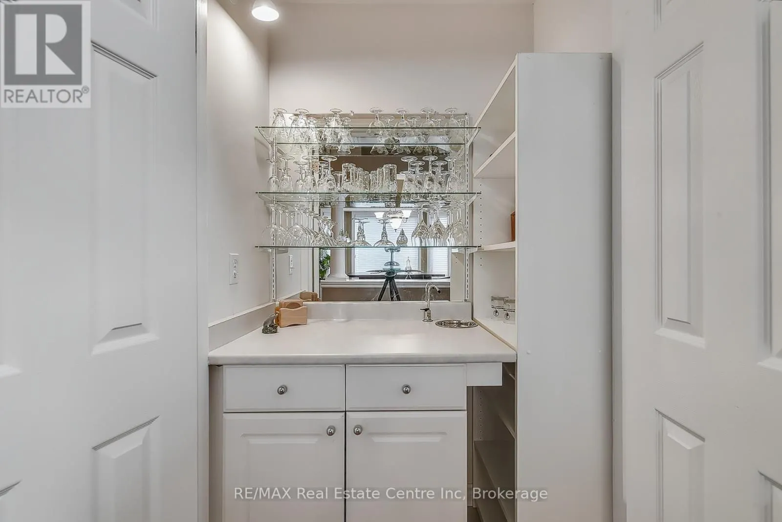 19 TERRAVIEW CRESCENT