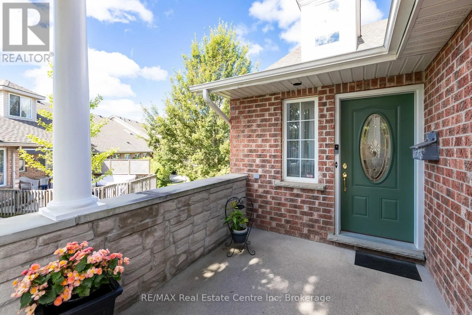 19 TERRAVIEW CRESCENT