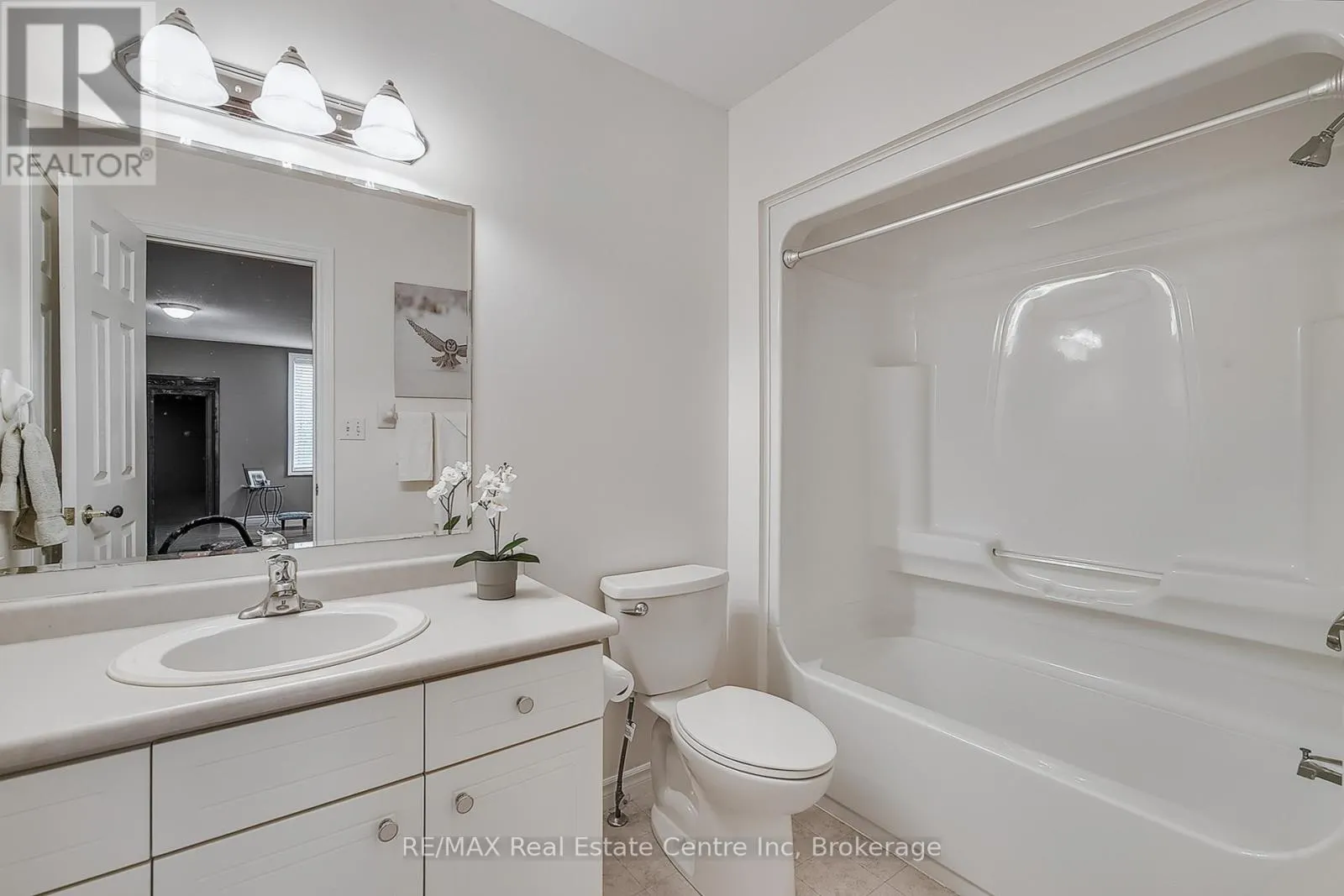 19 TERRAVIEW CRESCENT