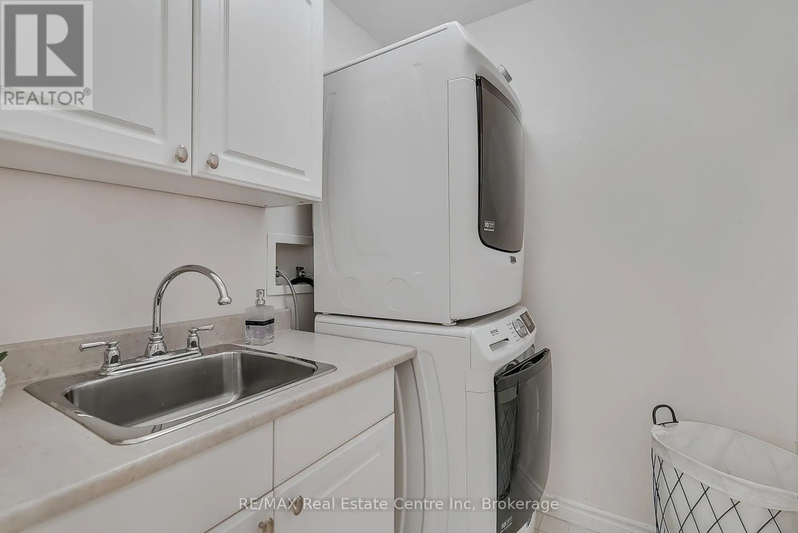 19 TERRAVIEW CRESCENT