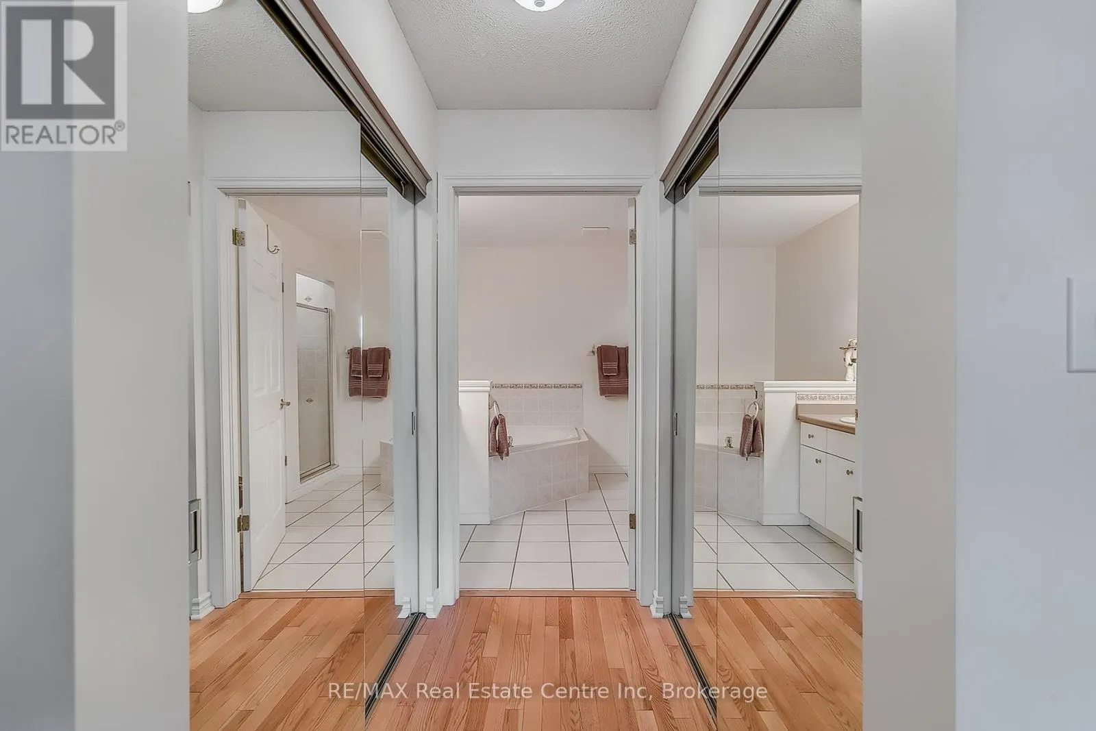 19 TERRAVIEW CRESCENT