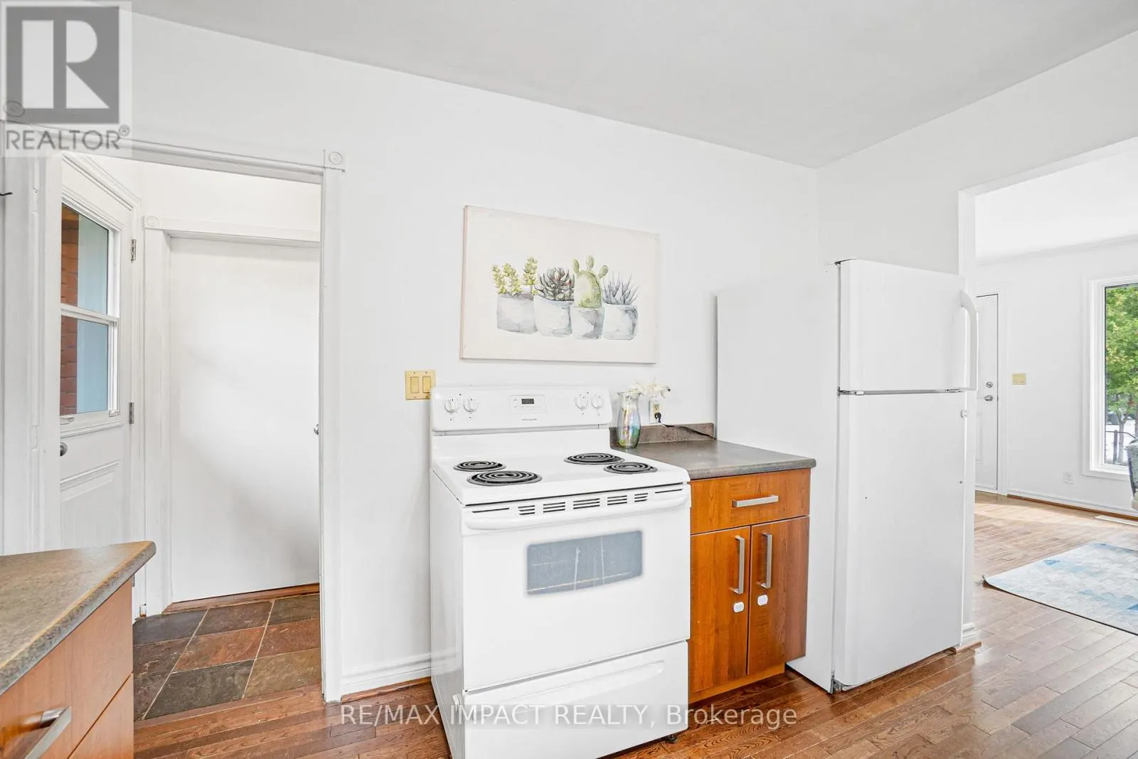 447 CAMPBELL STREET